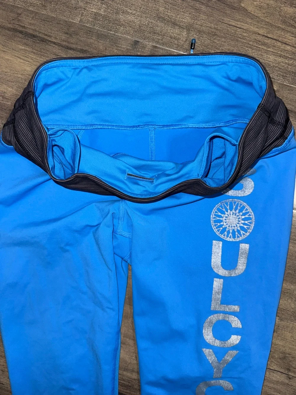 Lululemon x SoulCycle Cobalt Wunder Under Crop 6